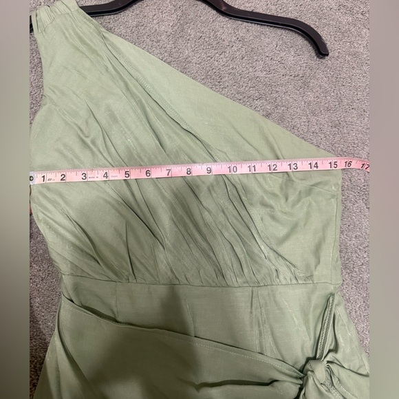 Sage green mini dress - Picture 4 of 5